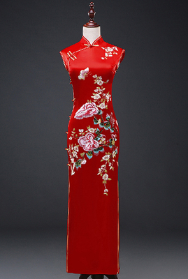 中式传统手工刺绣旗袍